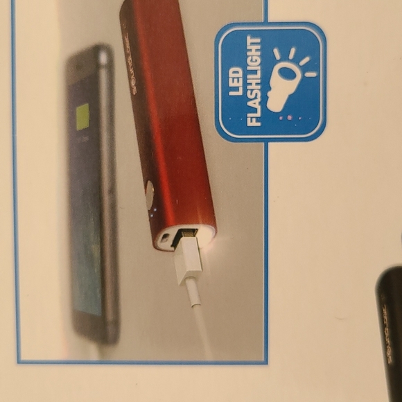 Power Bank Flashlight - Rechargeable Battery Backup - Picture 4 of 8